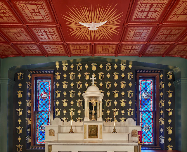 San Joselito Adoration Chapel Mantel