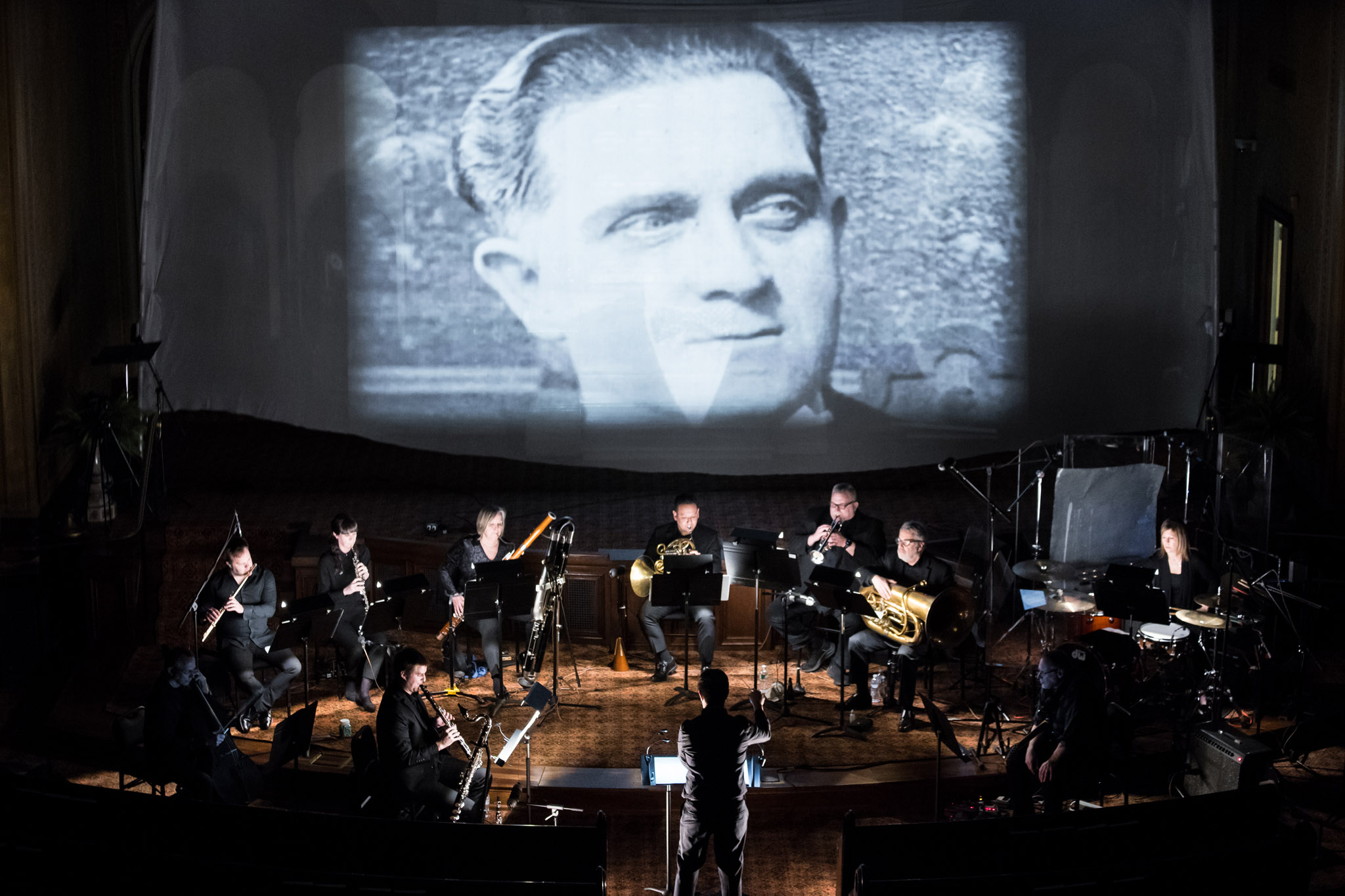 U.S. Premiere of Garras de Oro